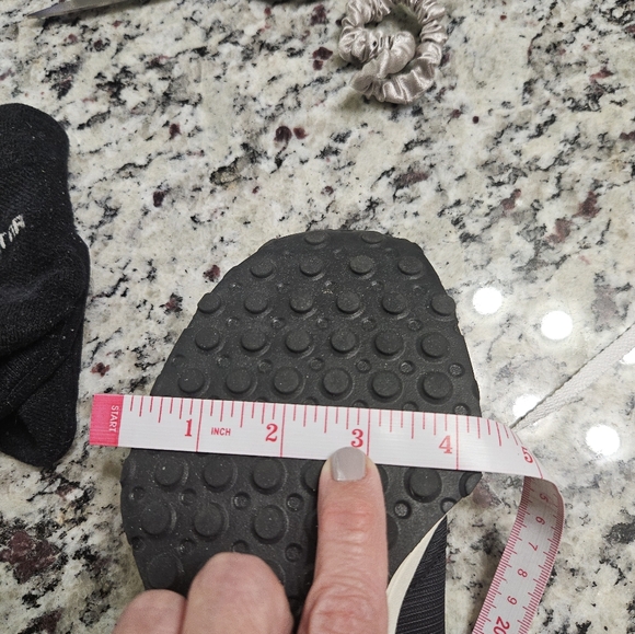 New Balance 327 Running Sneakers Kids US 6Y Black White Shoes GS327GS - Picture 9 of 11